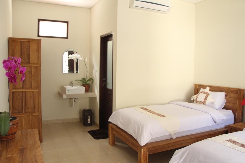 Jonsen Homestay Canggu Buitenkant foto