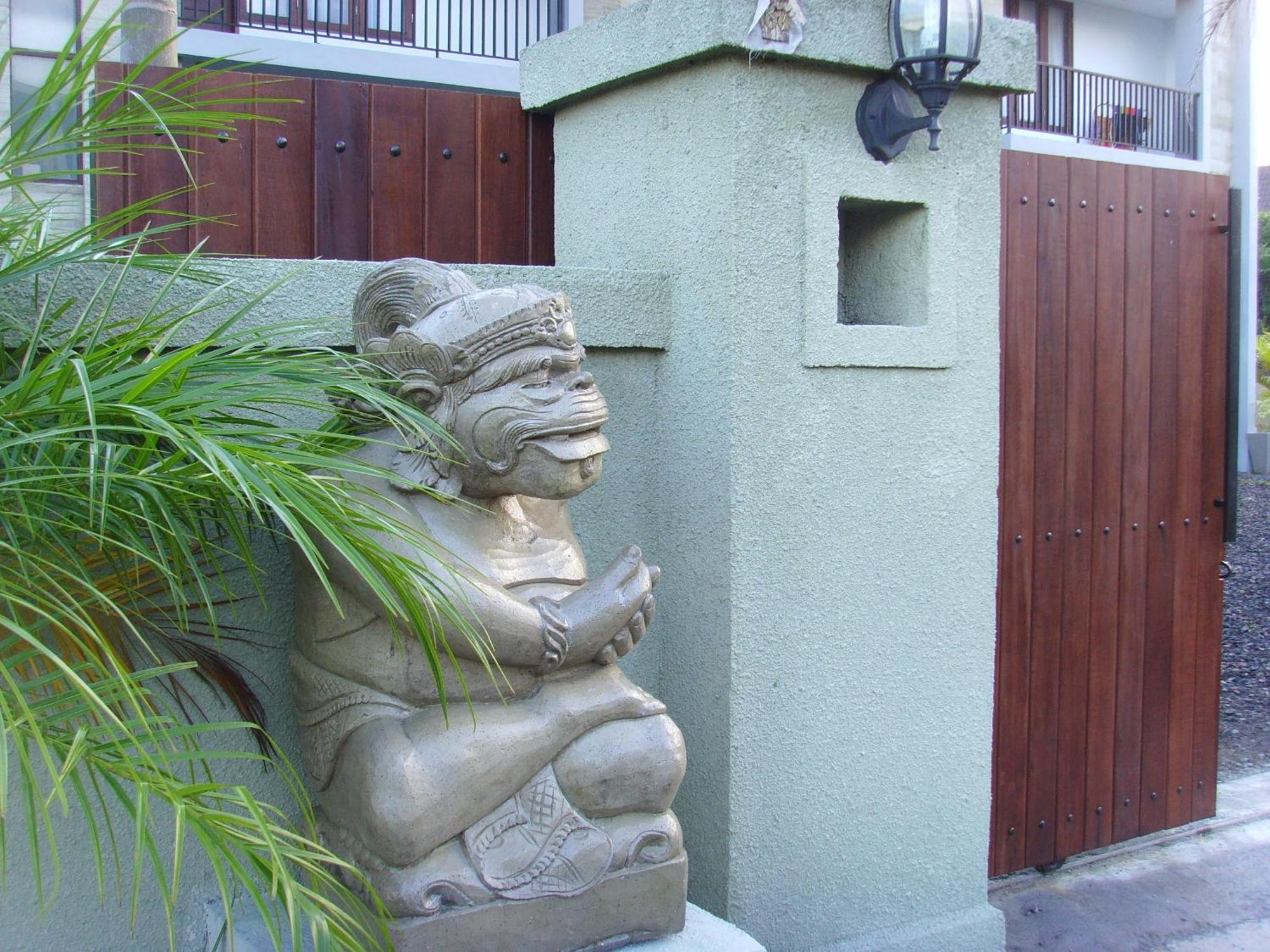 Jonsen Homestay Canggu Buitenkant foto