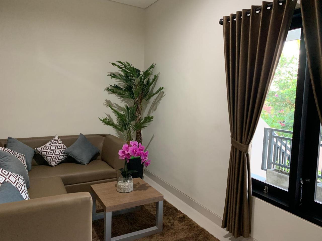 Jonsen Homestay Canggu Buitenkant foto